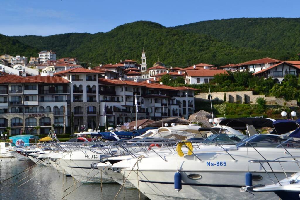 Стyдия В Комплексе Marinavill Sveti-Vlas สวิติ วลัส ภายนอก รูปภาพ